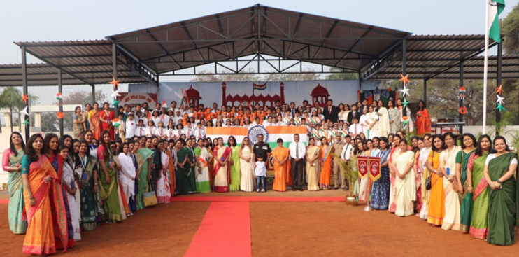 Read more about the article Pune: Army Public SchoolDighi Marks 77th RepublicDay with Grand CulturalProgramme